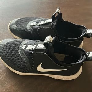 Kids Nike flex runner